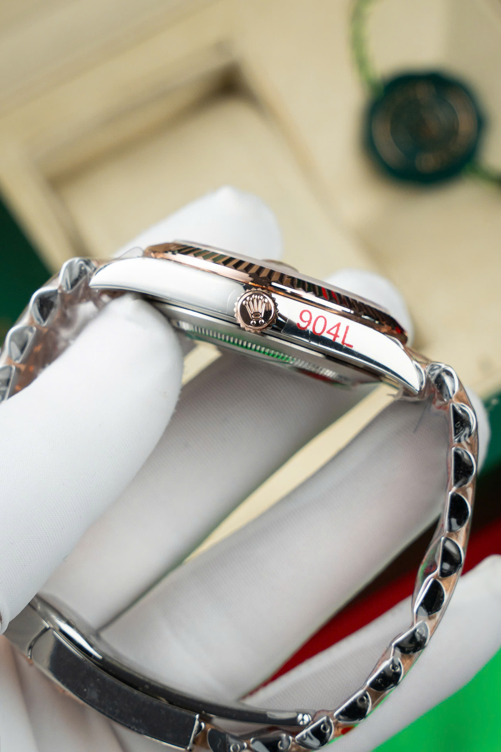 Đồng Hồ Rolex DateJust 126331 Bọc Vàng Thật Mặt Số Xám Xưởng GM V5 41mm (8) Đồng Hồ Rolex DateJust 126331 Bọc Vàng Thật Mặt Số Xám Xưởng GM V5 41mm (13)