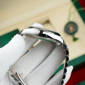 Đồng Hồ Rolex DateJust 126334 Mặt Xanh Dạ Quang Nhà Máy Clean Rep 1 1 41mm (1)