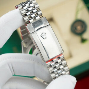 Đồng Hồ Rolex DateJust 126334 Mặt Xanh Dạ Quang Nhà Máy Clean Rep 1 1 41mm (1)