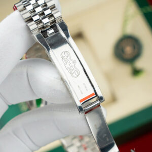 Đồng Hồ Rolex DateJust 126334 Mặt Xanh Dạ Quang Nhà Máy Clean Rep 1 1 41mm (1)