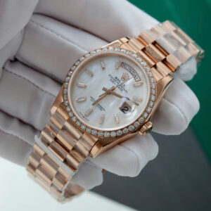 Đồng Hồ Rolex Day-Date 128345RBR Chế Tác Bọc Vàng 18K Mặt Khảm Trai Đính Moissanite 36mm (5)