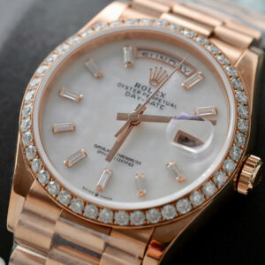 Đồng Hồ Rolex Day-Date 128345RBR Chế Tác Bọc Vàng 18K Mặt Khảm Trai Đính Moissanite 36mm (5)