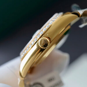 Đồng Hồ Rolex Day-Date 128348RBR Chế Tác Bọc Vàng Mặt Khảm Trai Đính Moissanite 36mm (8)