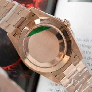 Đồng Hồ Rolex Day-Date 228345RBR Bọc Vàng Hồng Chế Tác Moissanite Baguette 40mm (8)