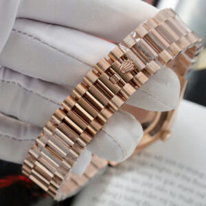 Đồng Hồ Rolex Day-Date 228345RBR Bọc Vàng Hồng Chế Tác Moissanite Baguette 40mm (8)