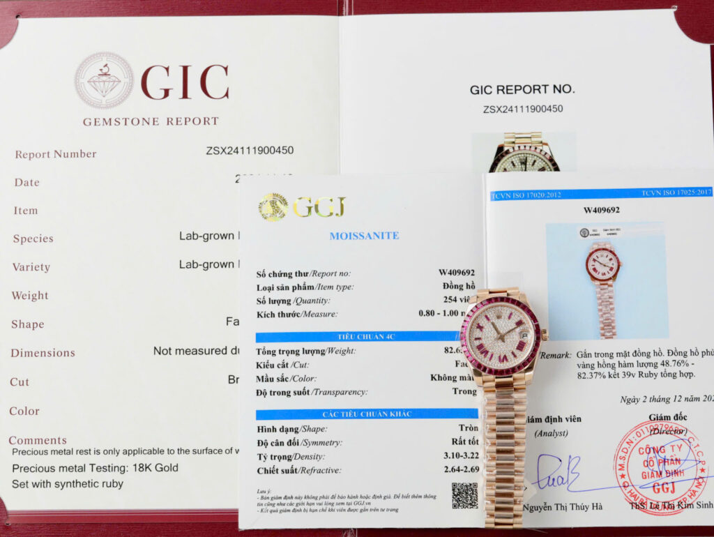Đồng Hồ Rolex Day-Date Nữ Bọc Vàng Đính Đá Ruby Đỏ & Moissanite Chế Tác 31mm (10)