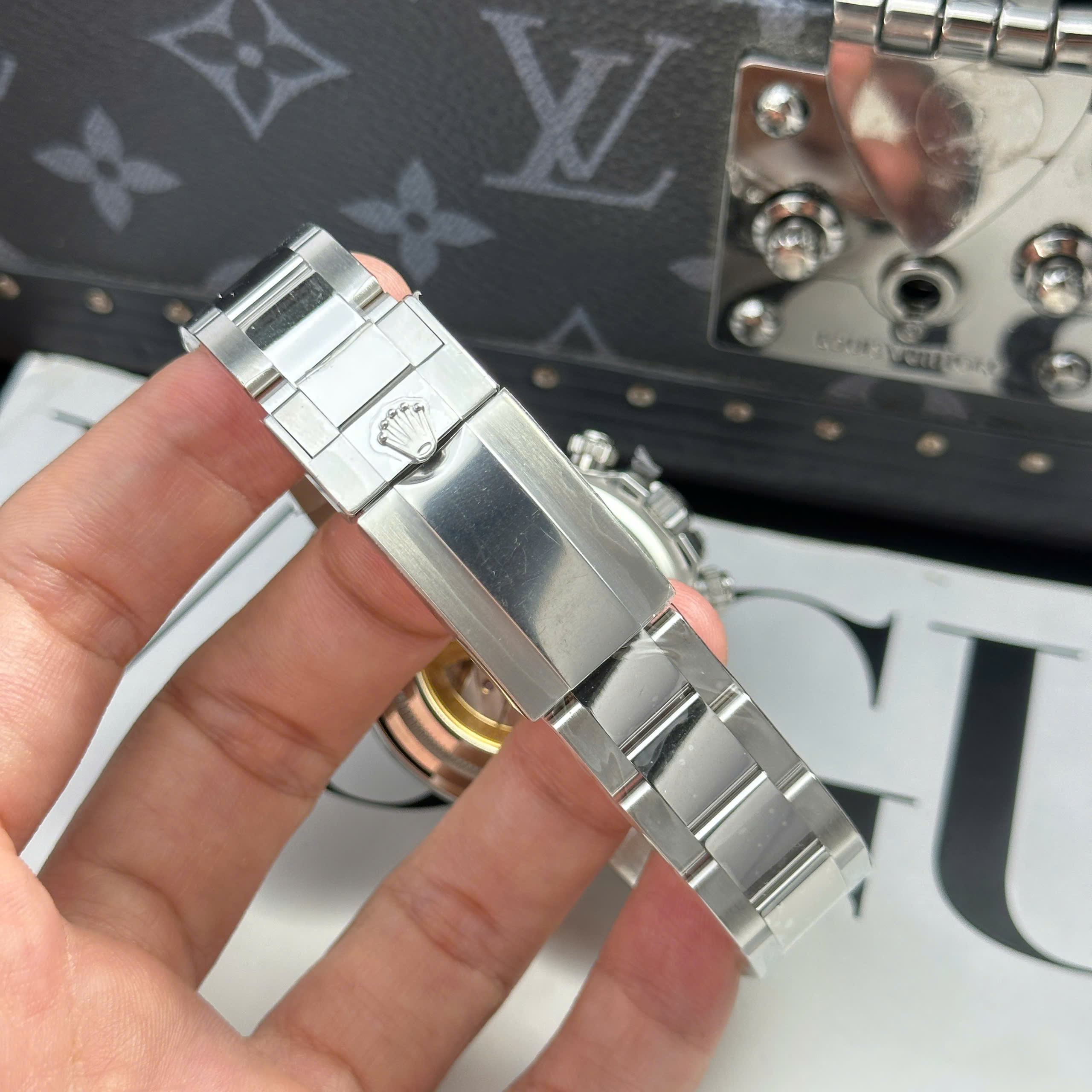 Đồng Hồ Rolex Daytona Le Mans 126529LN Replica Cao Cấp Nhất Nhà Máy QF 40mm (10) Đồng Hồ Rolex Daytona Le Mans 126529LN Replica Cao Cấp Nhất Nhà Máy QF 40mm (13)