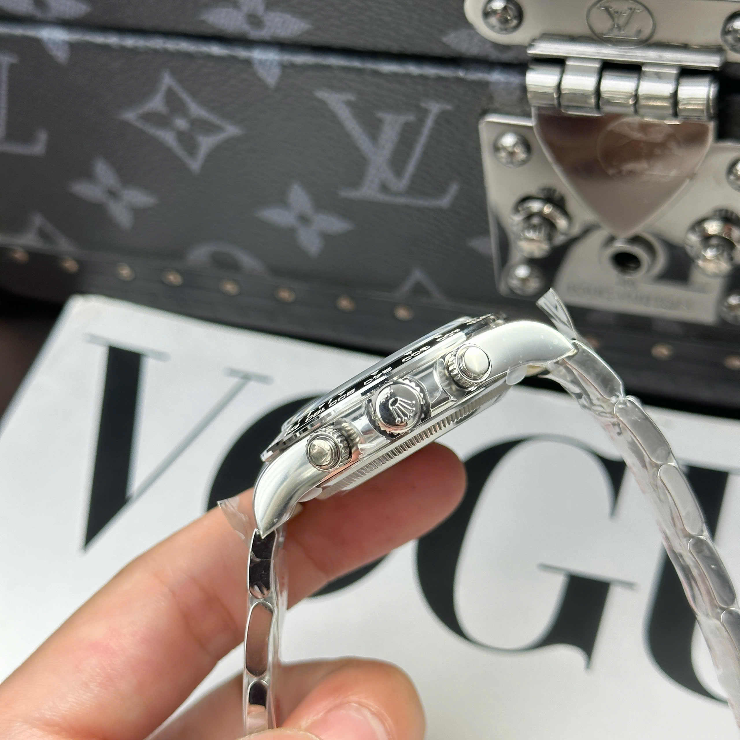 Đồng Hồ Rolex Daytona Le Mans 126529LN Replica Cao Cấp Nhất Nhà Máy QF 40mm (5) Đồng Hồ Rolex Daytona Le Mans 126529LN Replica Cao Cấp Nhất Nhà Máy QF 40mm (13)