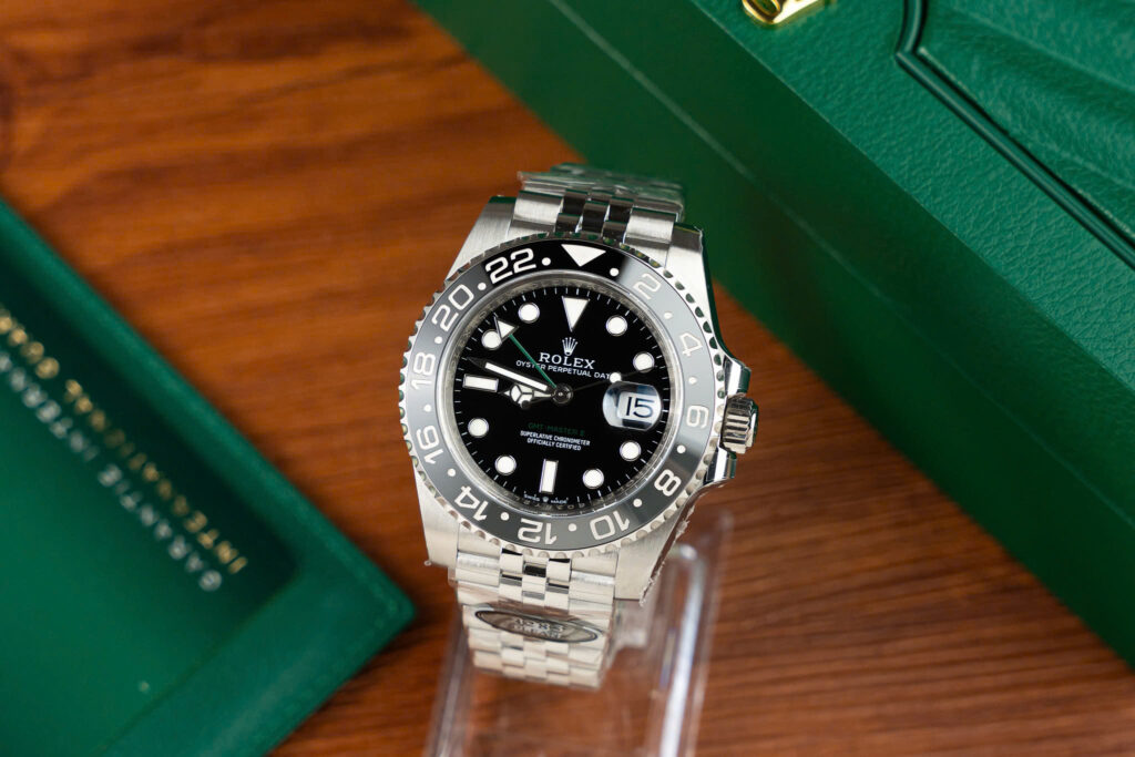 Đồng Hồ Rolex GMT-Master II 126710GRNR Bruce Wayne Chế Tác Nhà Máy Clean 40mm (1)