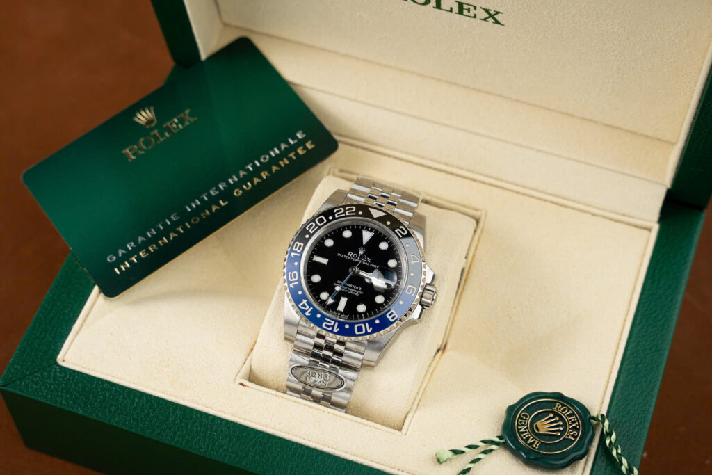 Đồng Hồ Rolex GMT-Master II Batgirl 126710BLNR Chế Tác Nhà Máy Clean 40mm (5)
