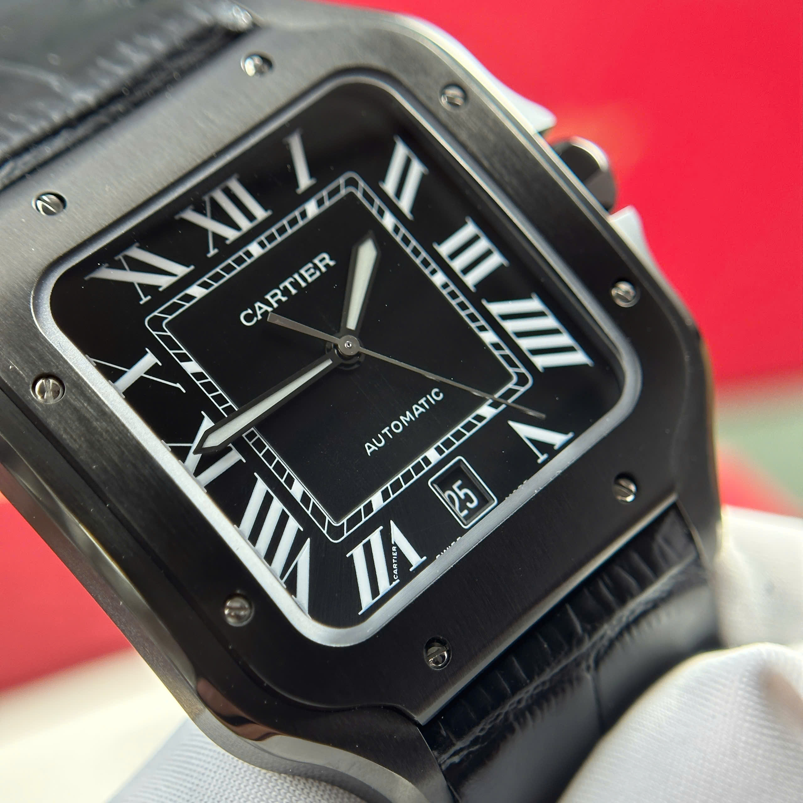 Đồng Hồ Cartier Black ADLC Replica Cao Cấp Dây Da Màu Đen Nhà Máy BV (2) Đồng Hồ Cartier Black ADLC Replica Cao Cấp Dây Da Màu Đen Nhà Máy BV (11)