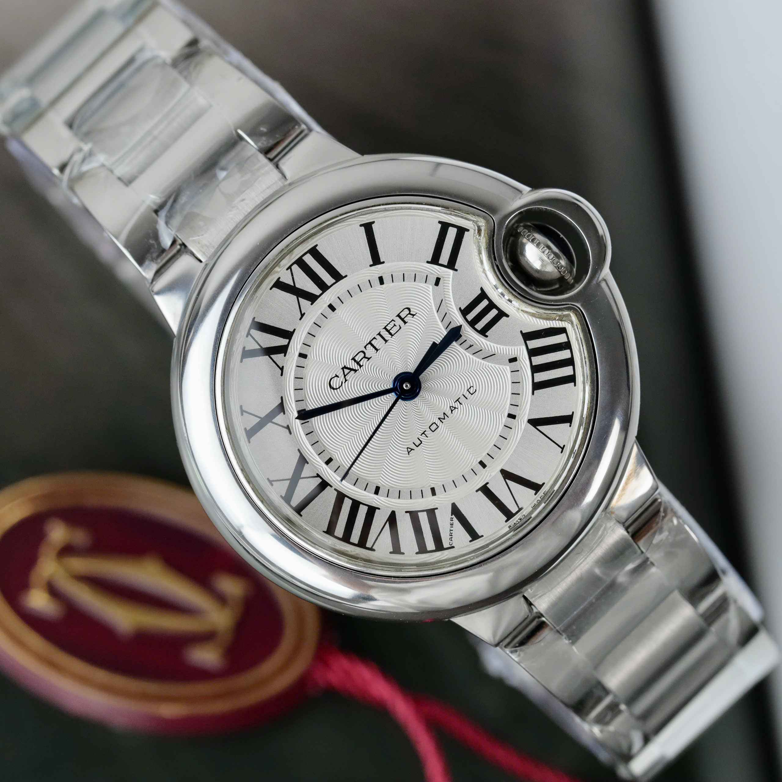 Đồng Hồ Chế Tác Cartier Ballon Bleu Automatic Nữ Mặt Trắng Dây ThépXưởng AF 33mm (3) Đồng Hồ Chế Tác Cartier Ballon Bleu Automatic Nữ Mặt Trắng Dây ThépXưởng AF 33mm (2)