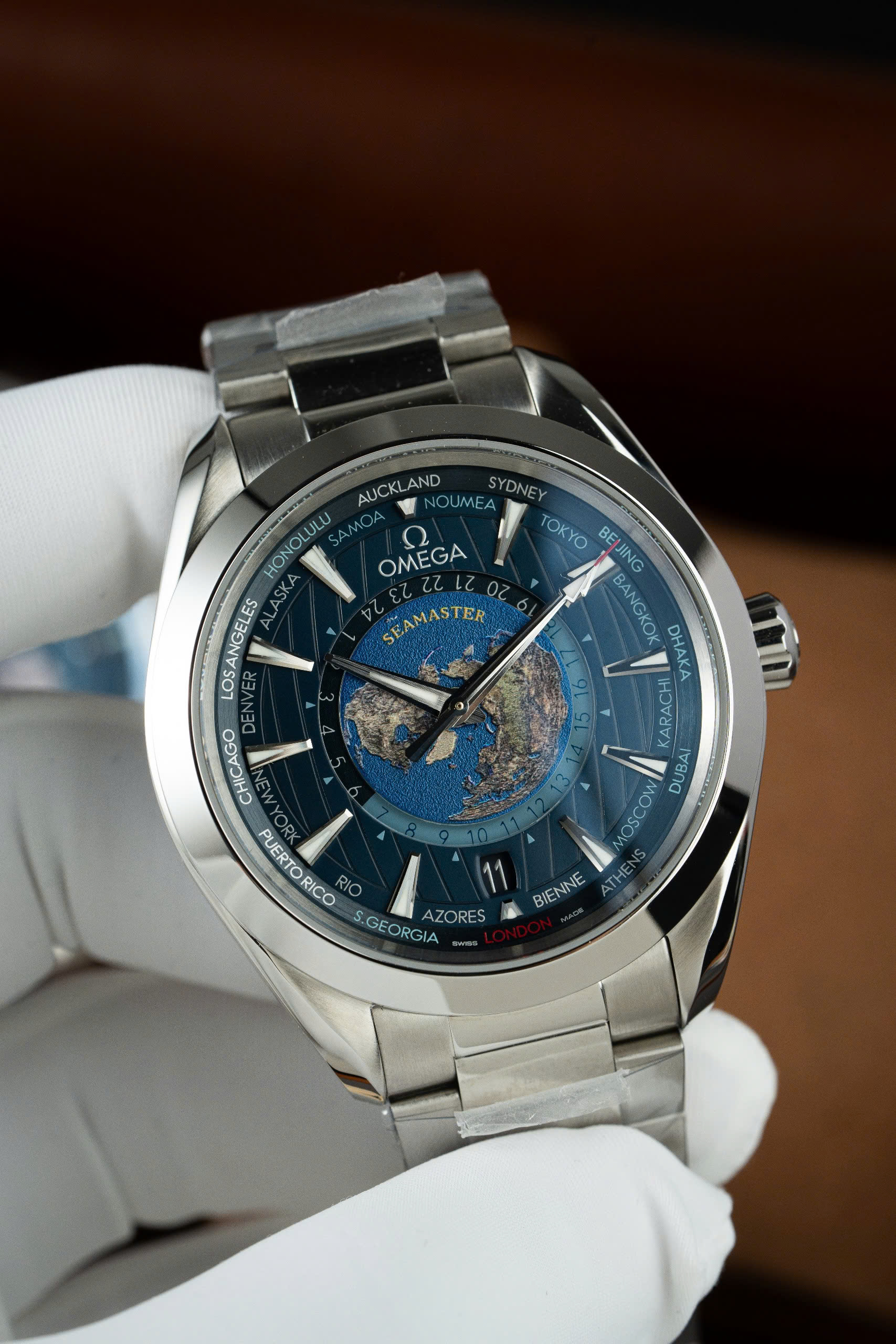 Đồng Hồ Chế Tác Omega Aqua Terra Worldtimer Mặt Xanh Nhà Máy N1 43mm (5) Đồng Hồ Chế Tác Omega Aqua Terra Worldtimer Mặt Xanh Nhà Máy N1 43mm (2)