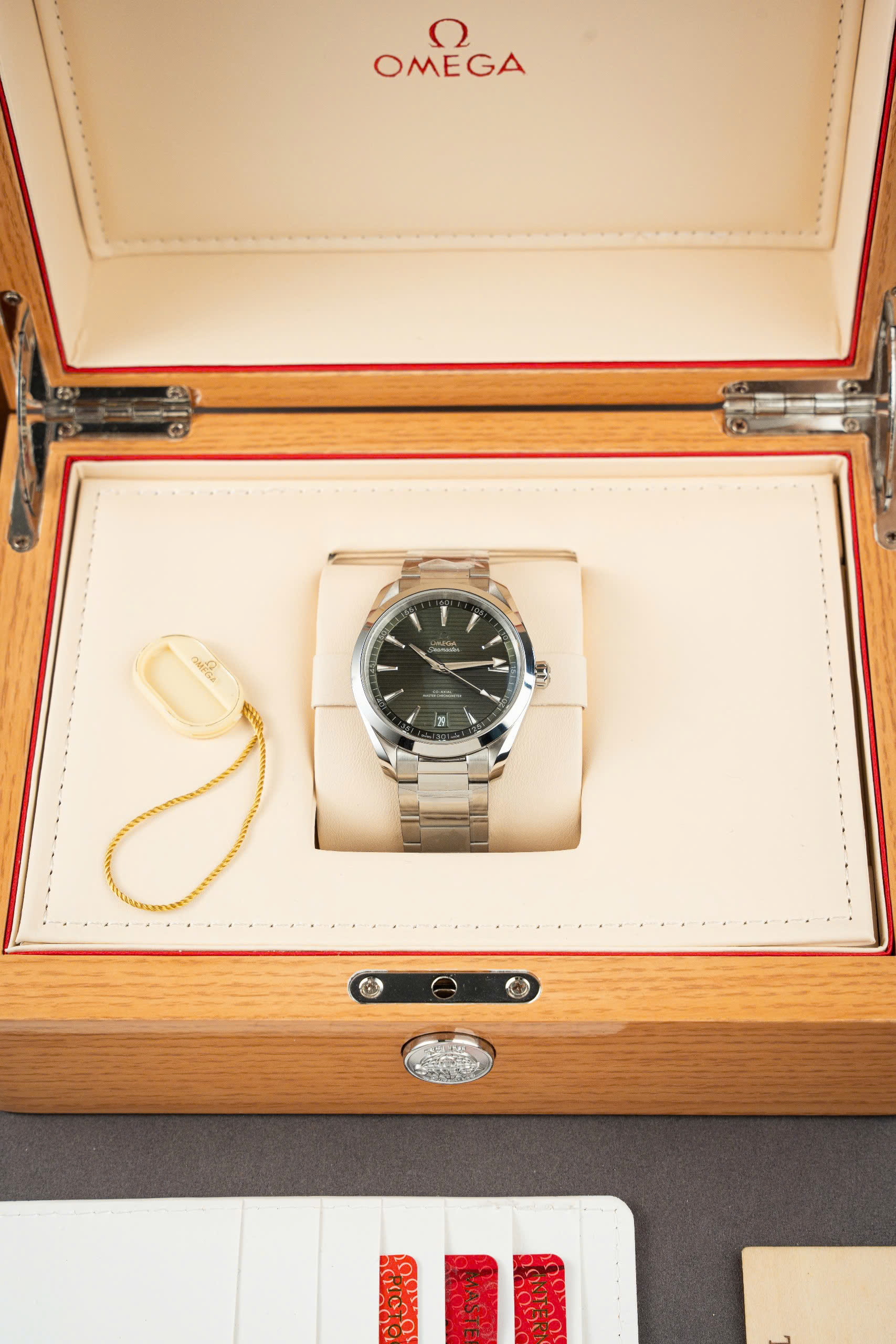 Đồng Hồ Chế Tác Omega Seamaster Aqua Terra 150M Mặt Xanh Lá Xưởng VS 41mm (3) Đồng Hồ Chế Tác Omega Seamaster Aqua Terra 150M Mặt Xanh Lá Xưởng VS 41mm (3)