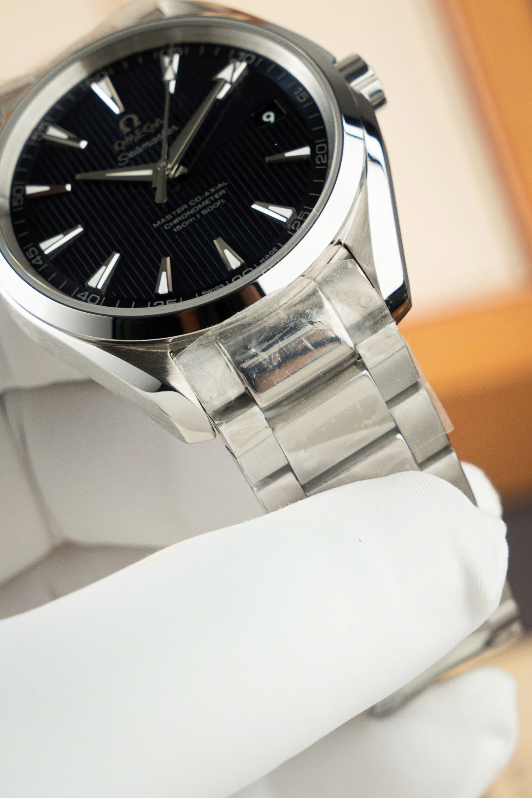 Đồng Hồ Chế Tác Omega Seamaster Aqua Terra 150M Mặt Xanh Than Xưởng VS 41mm (12) Đồng Hồ Chế Tác Omega Seamaster Aqua Terra 150M Mặt Xanh Than Xưởng VS 41mm (3)