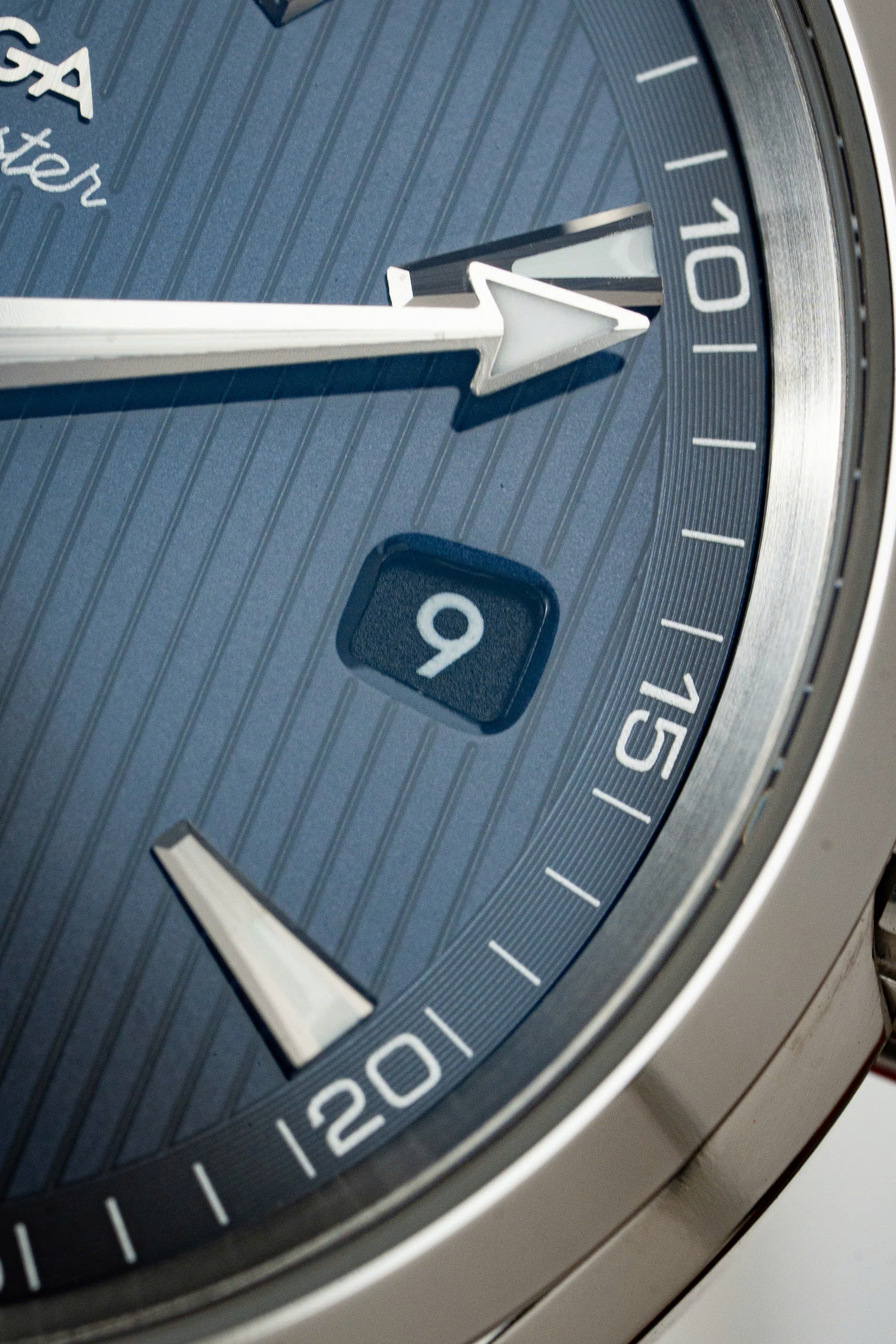 Đồng Hồ Chế Tác Omega Seamaster Aqua Terra 150M Mặt Xanh Than Xưởng VS 41mm (6) Đồng Hồ Chế Tác Omega Seamaster Aqua Terra 150M Mặt Xanh Than Xưởng VS 41mm (3)