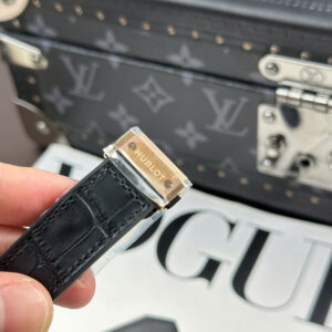 Đồng Hồ Hublot Classic Fusion King Gold Rep 11 Cao Cấp Mặt Số Đen Nhà Máy JJF 38mm (1)