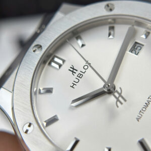 Đồng Hồ Hublot Classic Fusion Titanium Chế Tác Nhà Máy JJF Mặt Số Trắng 42mm (5)