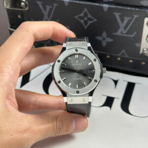 Đồng Hồ Hublot Classic Fusion Titanium Rep 1 1 Cao Cấp Mặt Số Xám Nhà Máy JJF 38mm (9)