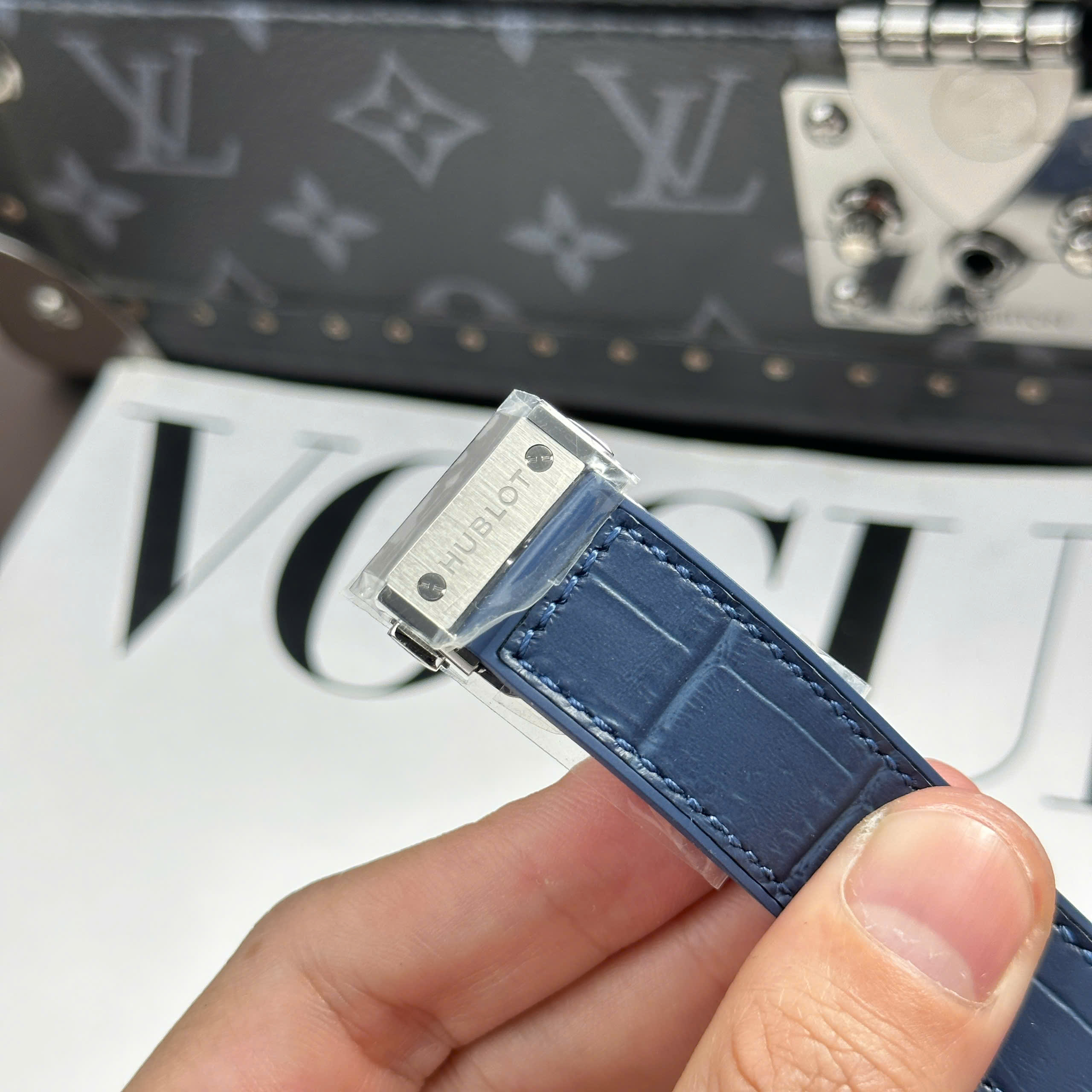 Đồng Hồ Hublot Classic Fusion Titanium Rep 1 1 Cao Cấp Mặt Số Xanh Nhà Máy JJF 38mm (15) Đồng Hồ Hublot Classic Fusion Titanium Rep 1 1 Cao Cấp Mặt Số Xanh Nhà Máy JJF 38mm (1)