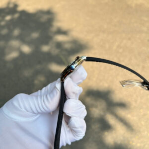 Đồng Hồ Nữ Hublot Chế Tác Đính Moissanite Classic Fusion Titanium Mặt Xanh Lá Cây 33mm (1)