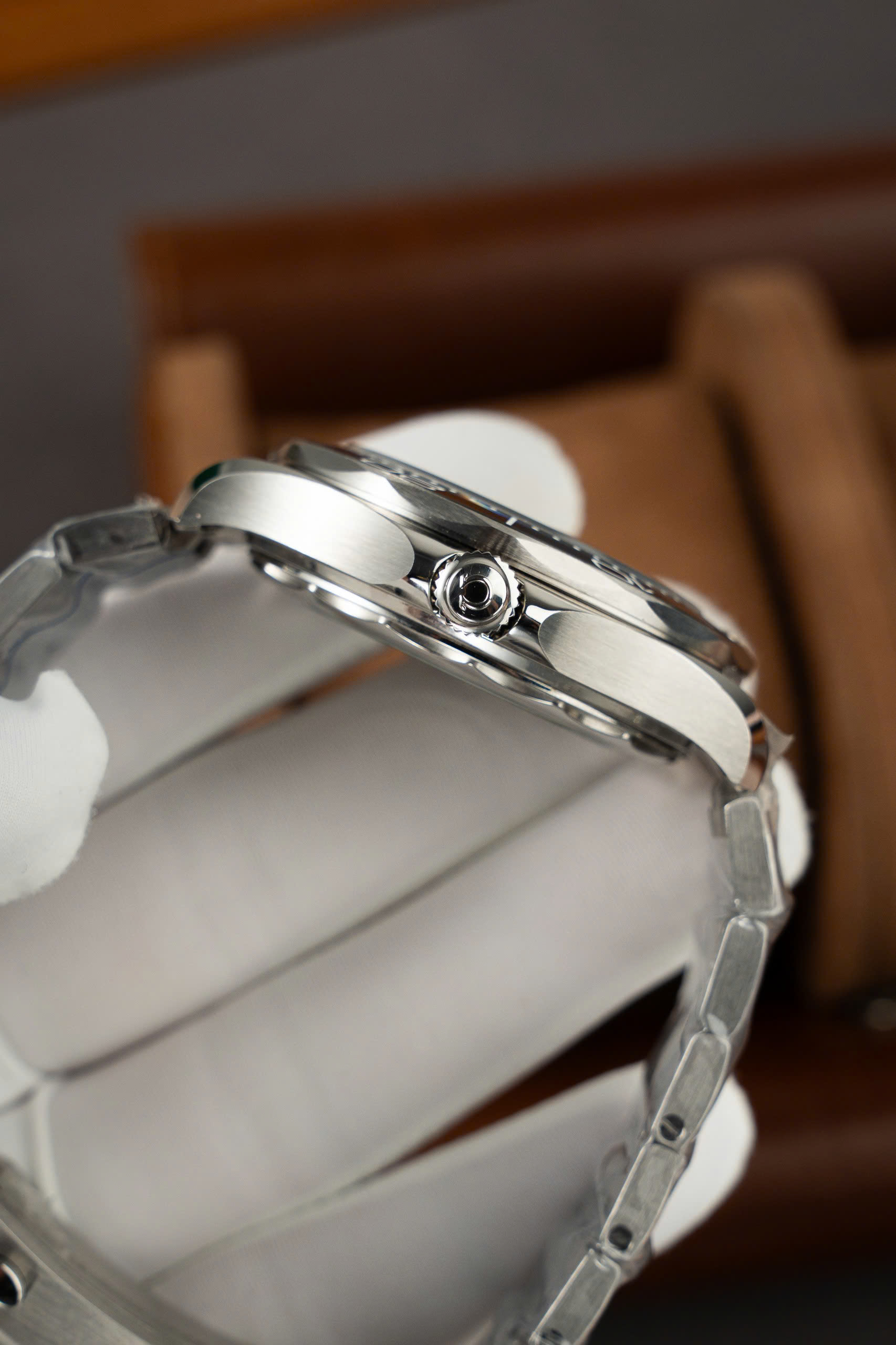 Đồng Hồ Omega Seamaster Diver 300M Rep 1 1 Mặt Số Đen Nhà Máy VS Nam 42mm (10)