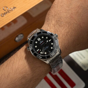Đồng Hồ Omega Seamaster Diver 300M Rep 1 1 Mặt Số Đen Nhà Máy VS Nam 42mm (2)