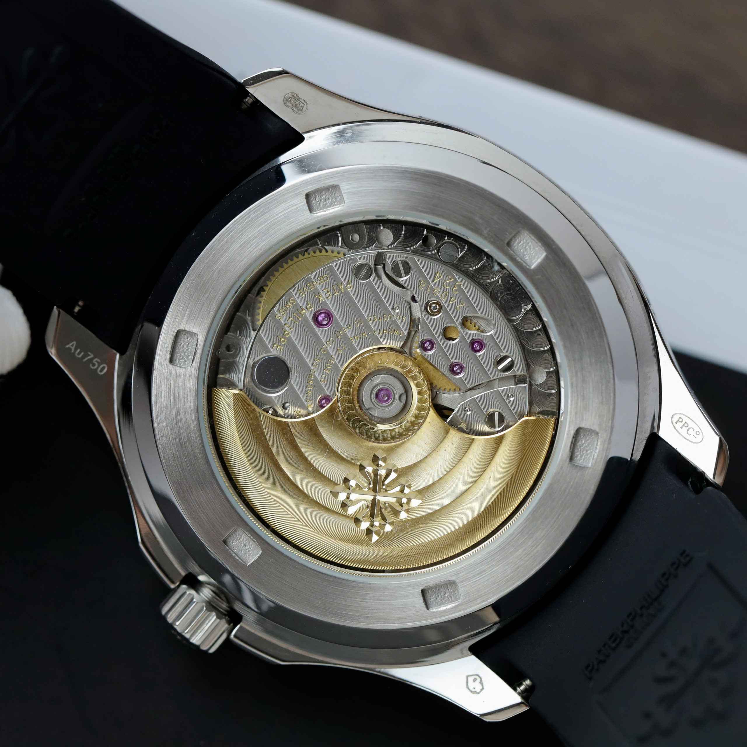 Đồng Hồ Patek Philippe Chế Tác Aquanaut 5261G Automatic Máy Cơ Thuỵ Sỹ Mặt Xám 40mm (9)