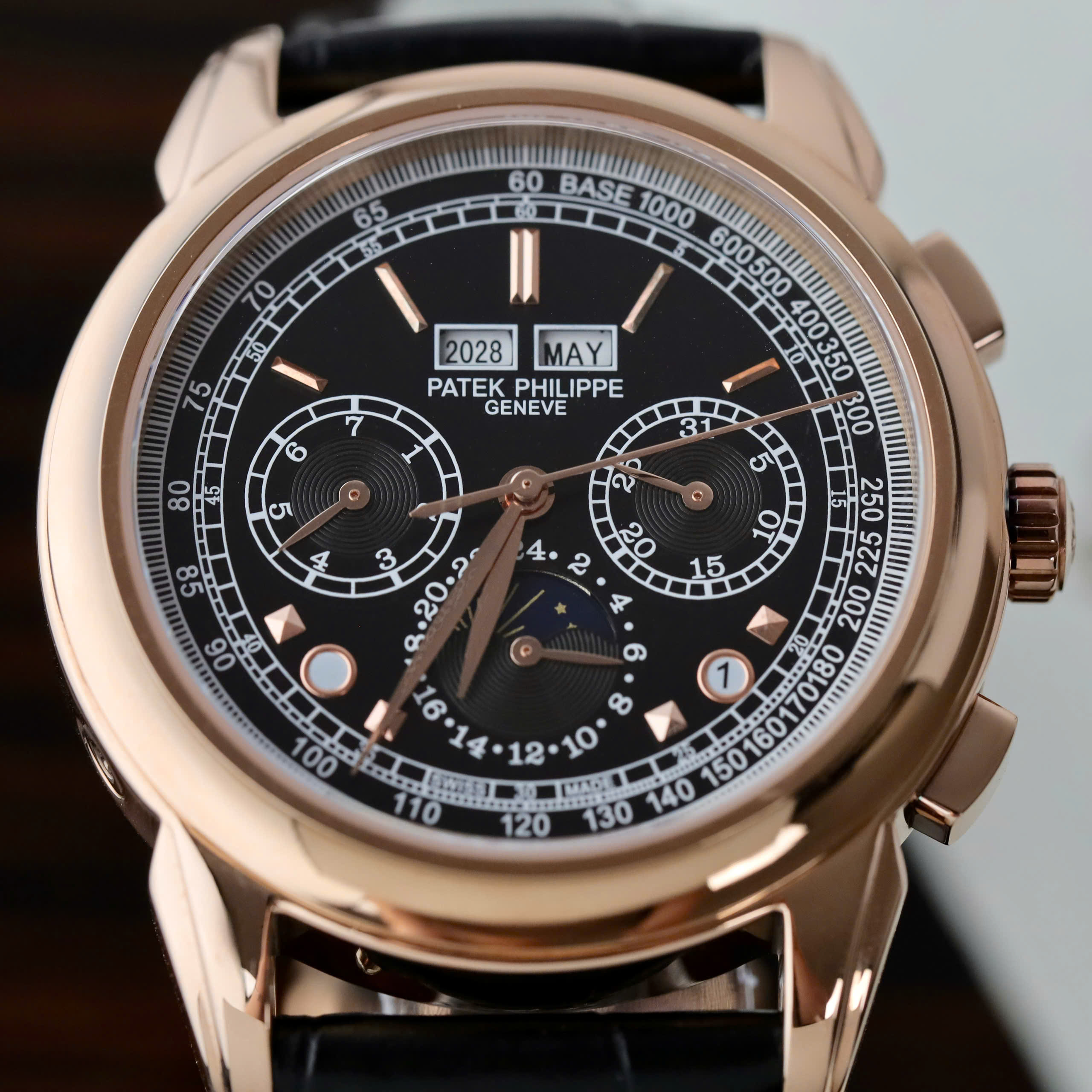 Đồng Hồ Patek Philippe Fake Cao Cấp Grand Complications 5270R Dây Da Đen 41mm (2) Đồng Hồ Patek Philippe Fake Cao Cấp Grand Complications 5270R Dây Da Đen 41mm (1)