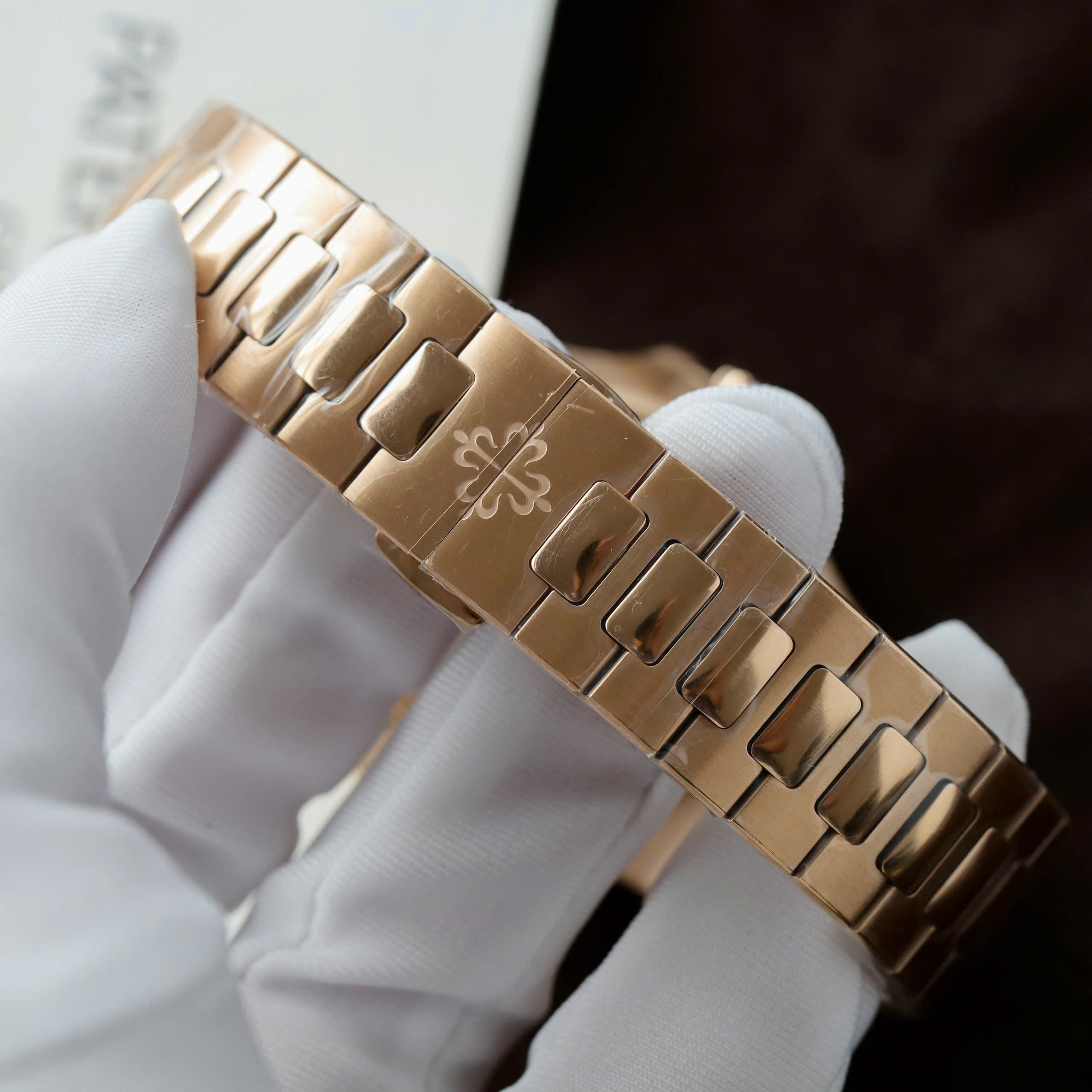 Đồng Hồ Patek Philippe Rep 11 Nautilus 5712 Mặt Chocolate Xưởng PPF V3 40mm (1)