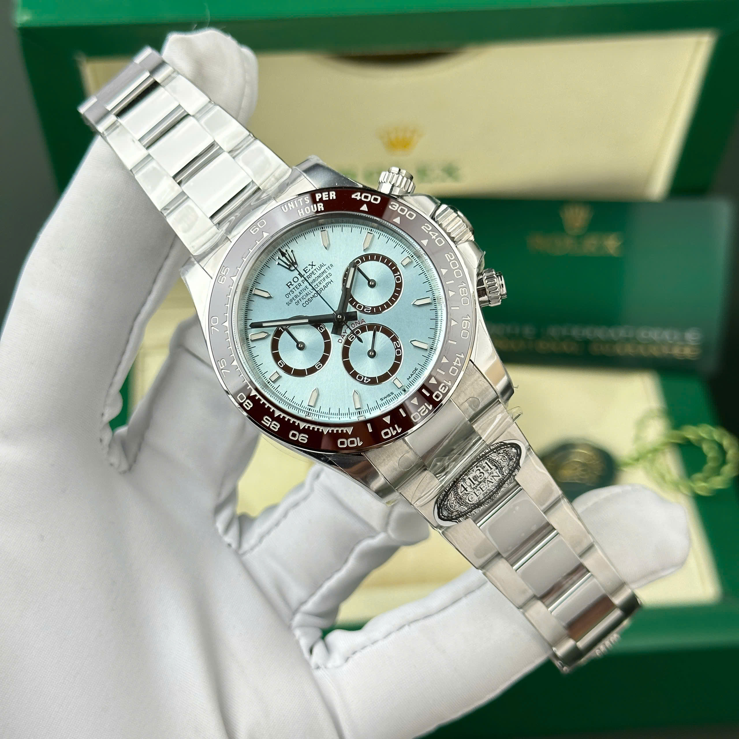 Đồng Hồ Rolex 1 1 Daytona 126506LN Mặt Xanh Băng Cọc Dạ Quang Nhà Máy Clean 40mm (10) Đồng Hồ Rolex 1 1 Daytona 126506LN Mặt Xanh Băng Cọc Dạ Quang Nhà Máy Clean 40mm (1)