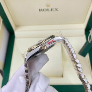 Đồng Hồ Rolex Chế Tác DateJust 126233 Bọc Vàng Thật Mặt Số Đen Đính Đá Xưởng GM 36mm (1)