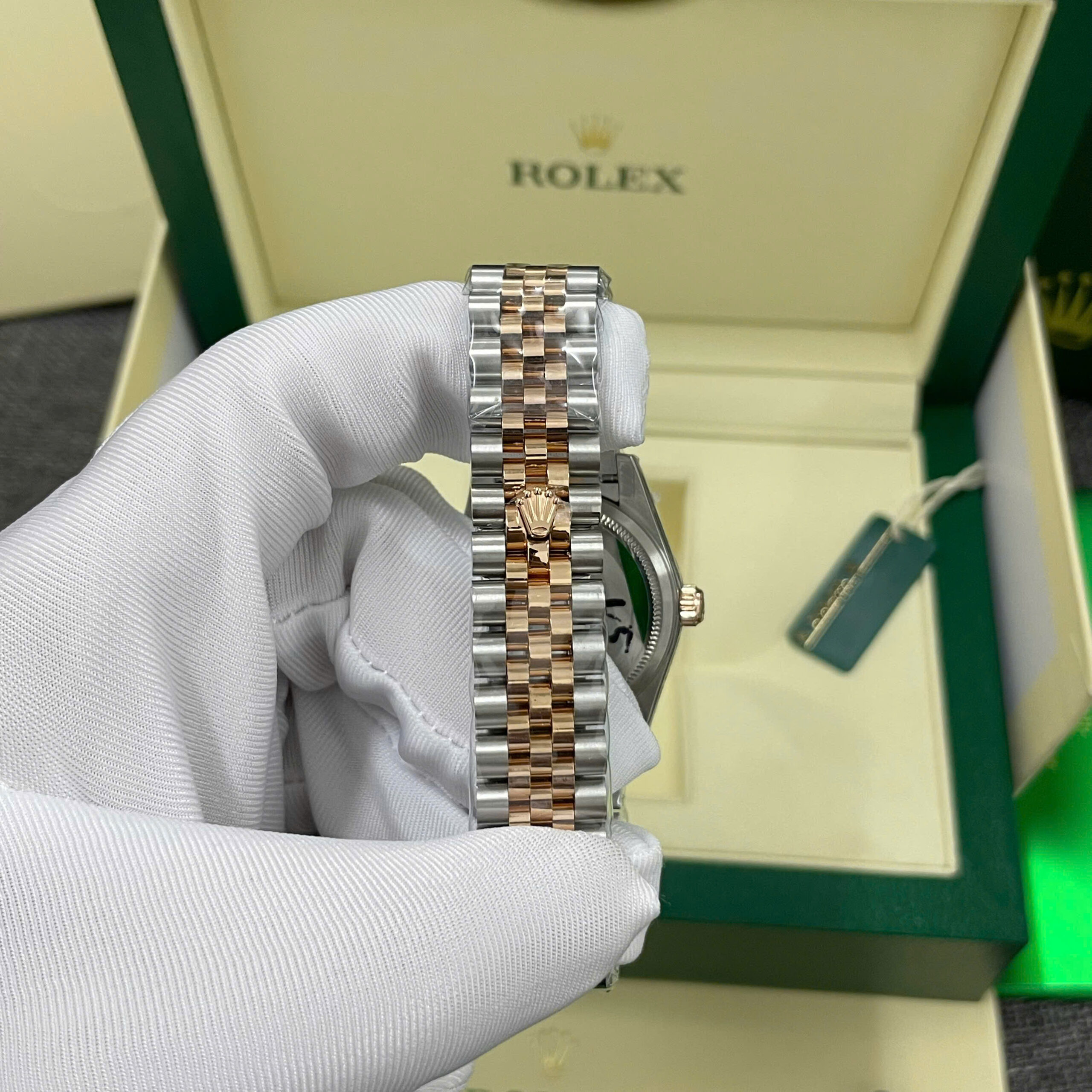 Đồng Hồ Rolex Chế Tác DateJust 278271 Bọc Vàng Mặt Số Chocolate Cọc La Mã Xưởng GM 31mm (7) Đồng Hồ Rolex Chế Tác DateJust 278271 Bọc Vàng Mặt Số Chocolate Cọc La Mã Xưởng GM 31mm (5)