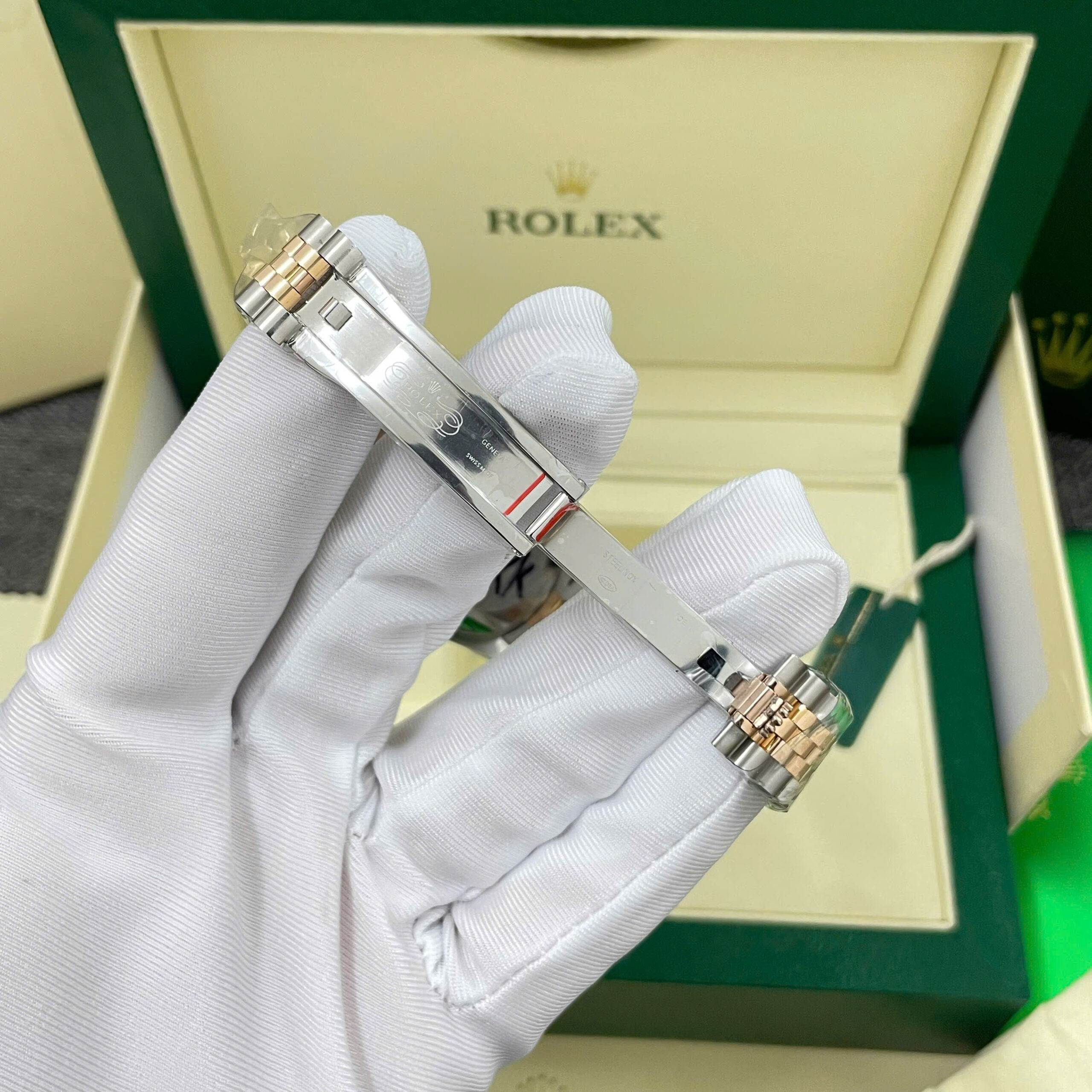 Đồng Hồ Rolex Chế Tác DateJust 278271 Bọc Vàng Thật Mặt Số Hồng Nhà Máy GM 31mm (11) Đồng Hồ Rolex Chế Tác DateJust 278271 Bọc Vàng Thật Mặt Số Hồng Nhà Máy GM 31mm (12)