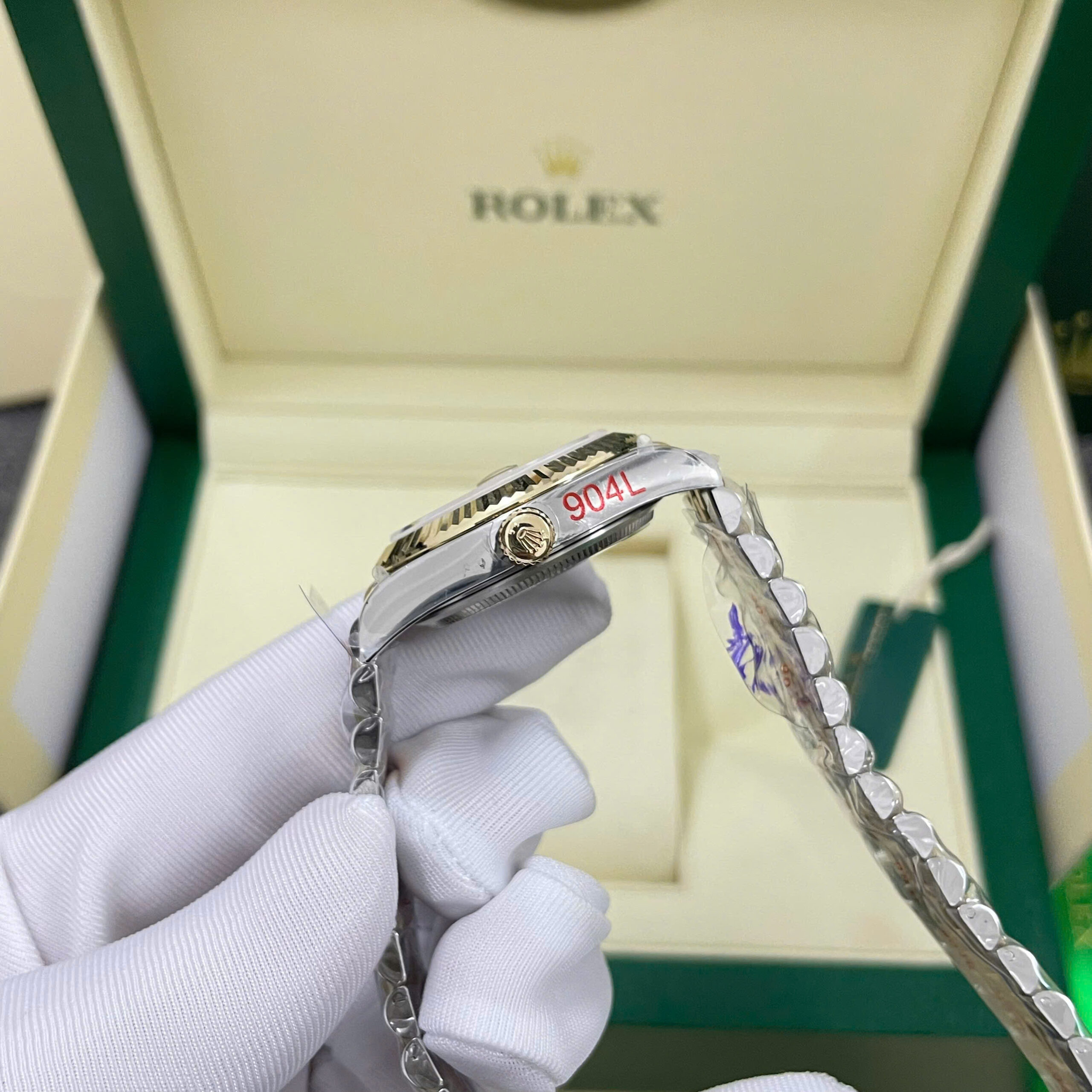 Đồng Hồ Rolex Chế Tác DateJust 278273 Bọc Vàng Mặt Số Vàng Champagne Xưởng GM 31mm (6) Đồng Hồ Rolex Chế Tác DateJust 278273 Bọc Vàng Mặt Số Vàng Champagne Xưởng GM 31mm (5)