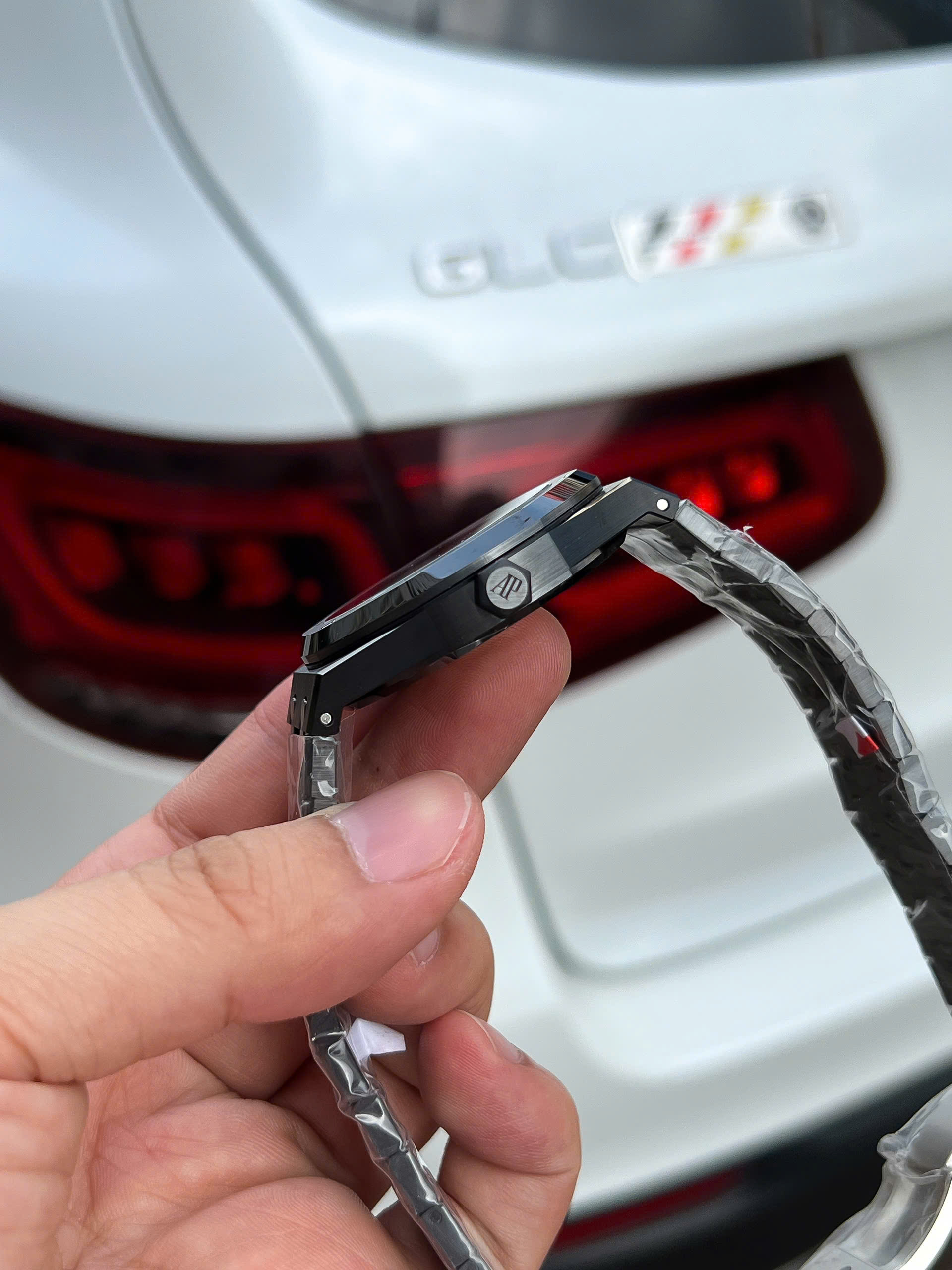 Đồng Hồ Audemars Piguet Chế Tác Gốm Đen Royal Oak 15500CE Mặt Xanh Xưởng APS 41mm (4) Đồng Hồ Audemars Piguet Chế Tác Gốm Đen Royal Oak 15500CE Mặt Xanh Xưởng APS 41mm (3)