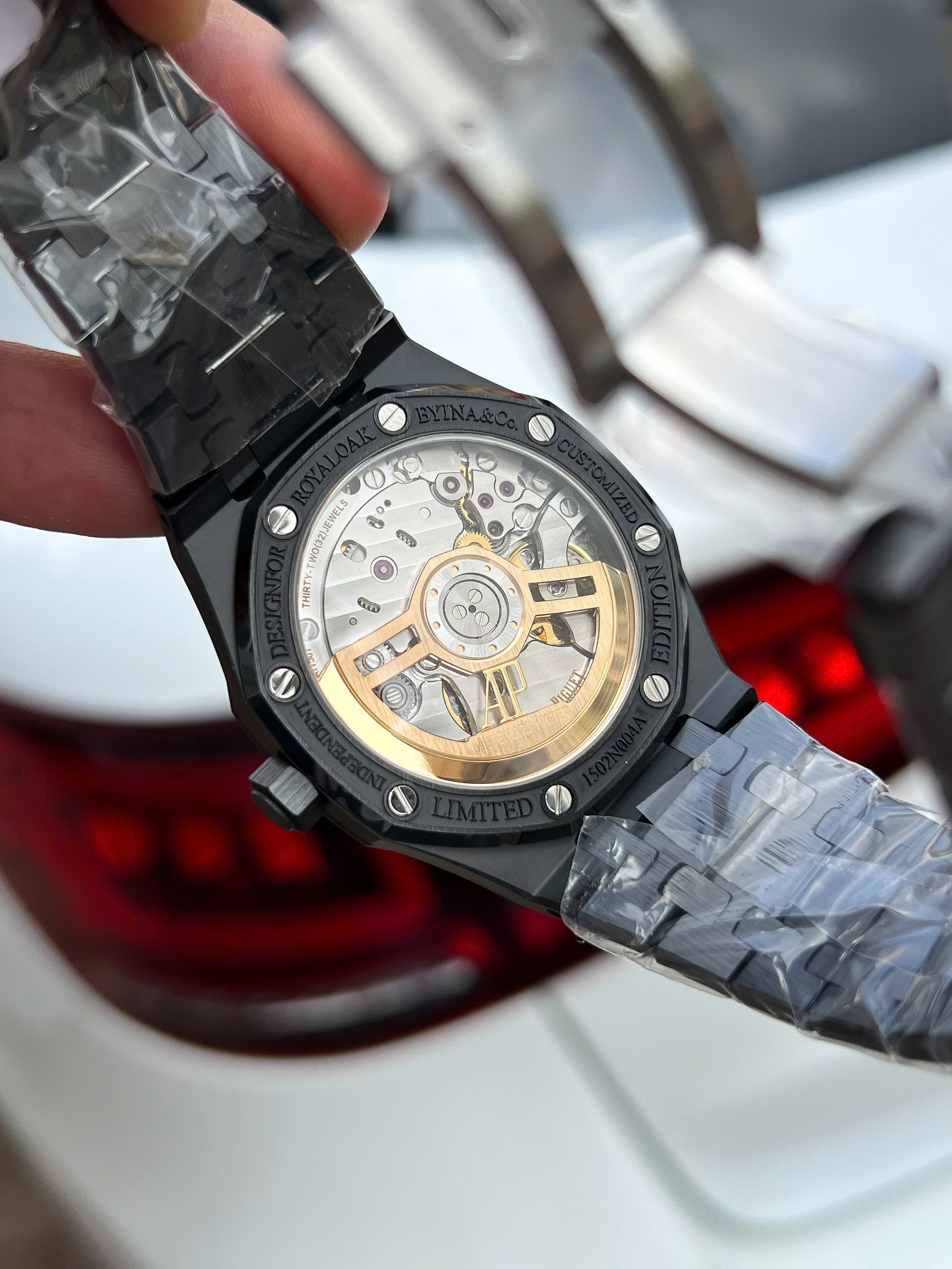 Đồng Hồ Audemars Piguet Chế Tác Gốm Đen Royal Oak 15500CE Mặt Xanh Xưởng APS 41mm (5) Đồng Hồ Audemars Piguet Chế Tác Gốm Đen Royal Oak 15500CE Mặt Xanh Xưởng APS 41mm (3)