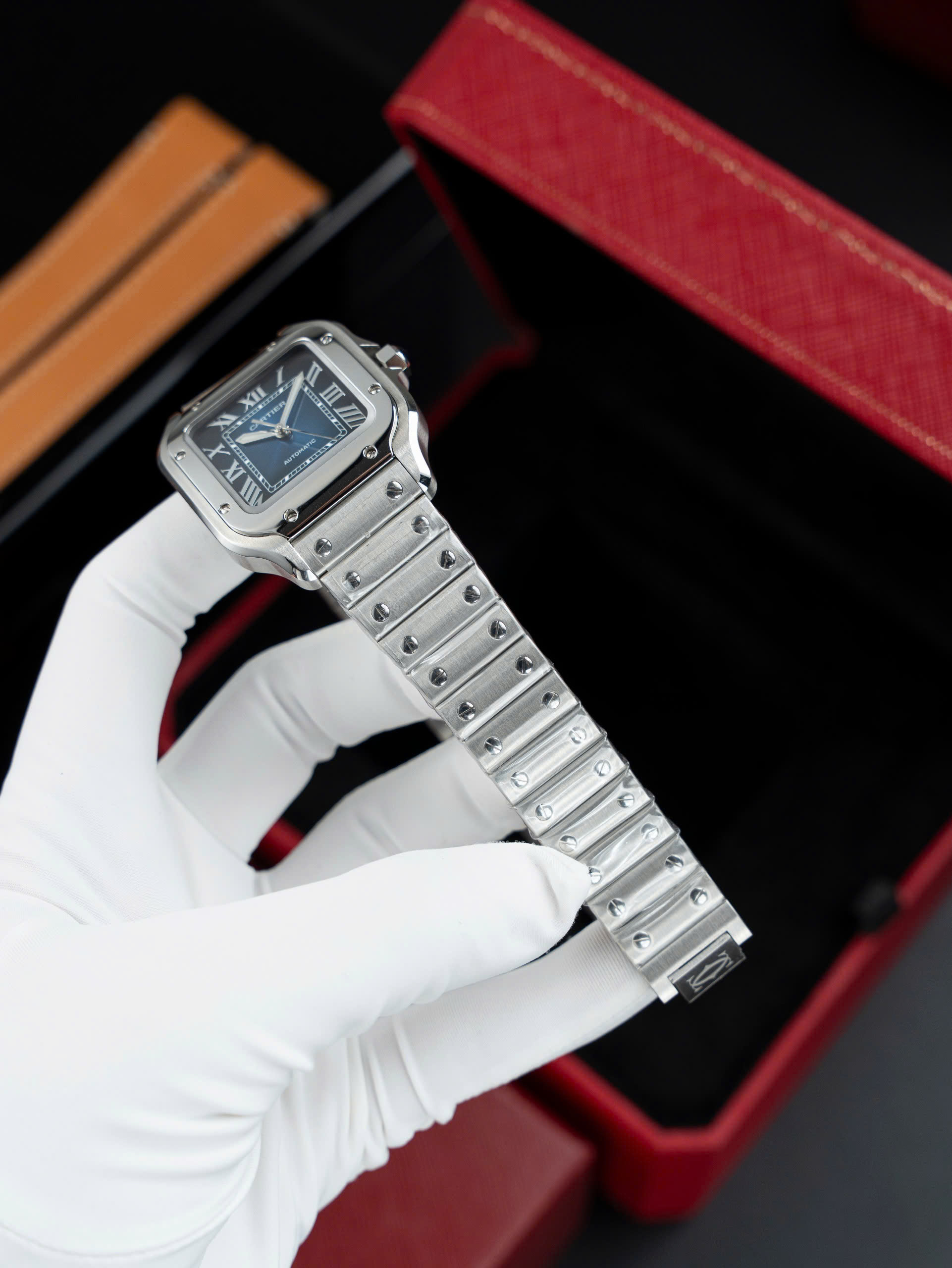 Đồng Hồ Cartier Rep 1 1 Santos WSSA0063 Nữ Mặt Xanh Blue Nhà Máy BV 35,1mm (7) Đồng Hồ Cartier Rep 1 1 Santos WSSA0063 Nữ Mặt Xanh Blue Nhà Máy BV 35,1mm (1)