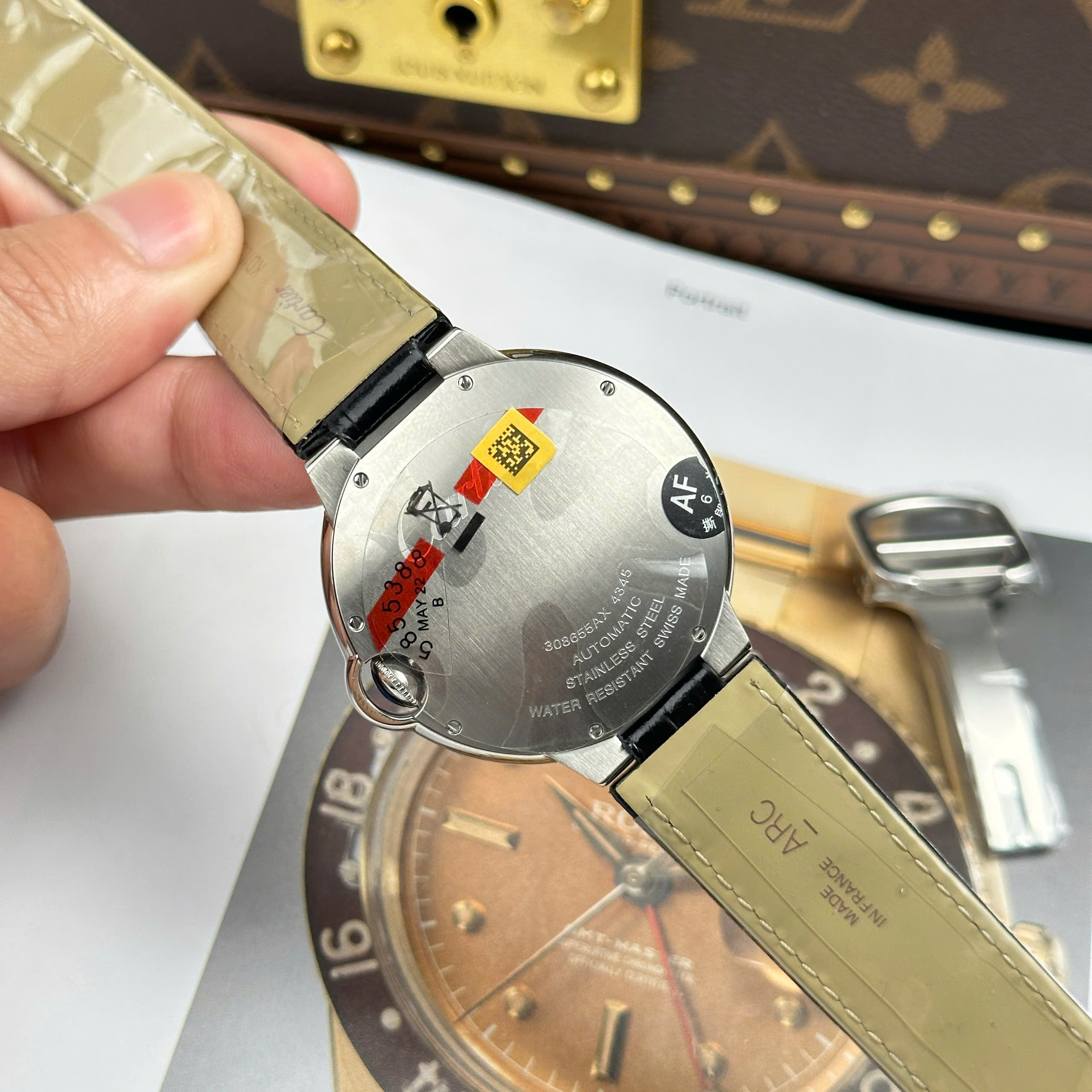 Đồng Hồ Cartier Replica 11 Ballon Bleu Cao Cấp Dây Da Màu Đen Nhà Máy AF 40mm (5)