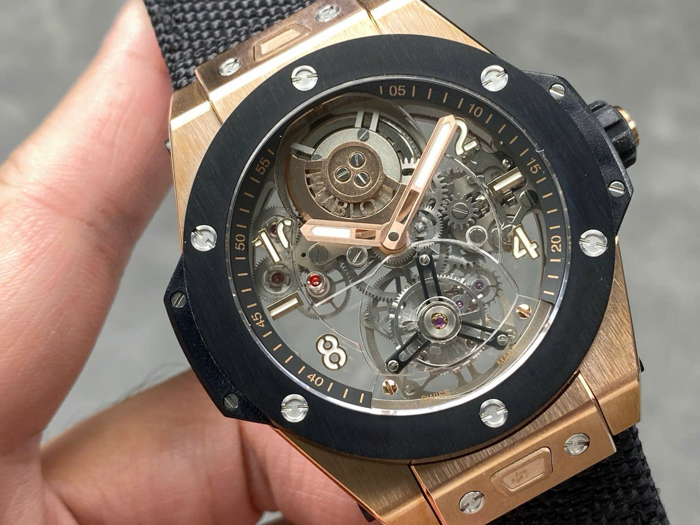 Đồng Hồ Hublot Big Bang Tourbillon King Gold Mặt Số Skeleton Replica 11 45mm (6) Đồng Hồ Hublot Big Bang Tourbillon King Gold Mặt Số Skeleton Replica 11 45mm (8)