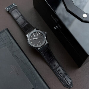 Đồng Hồ Hublot Classic Fusion Ceramic Gốm Đen Mặt Carbon Replica Xưởng JJZ 42mm (1)