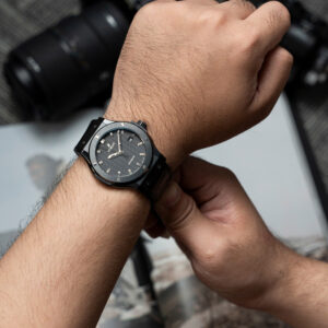 Đồng Hồ Hublot Classic Fusion Ceramic Gốm Đen Mặt Carbon Replica Xưởng JJZ 42mm (1)