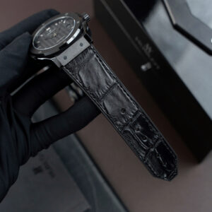 Đồng Hồ Hublot Classic Fusion Ceramic Gốm Đen Mặt Carbon Replica Xưởng JJZ 42mm (1)