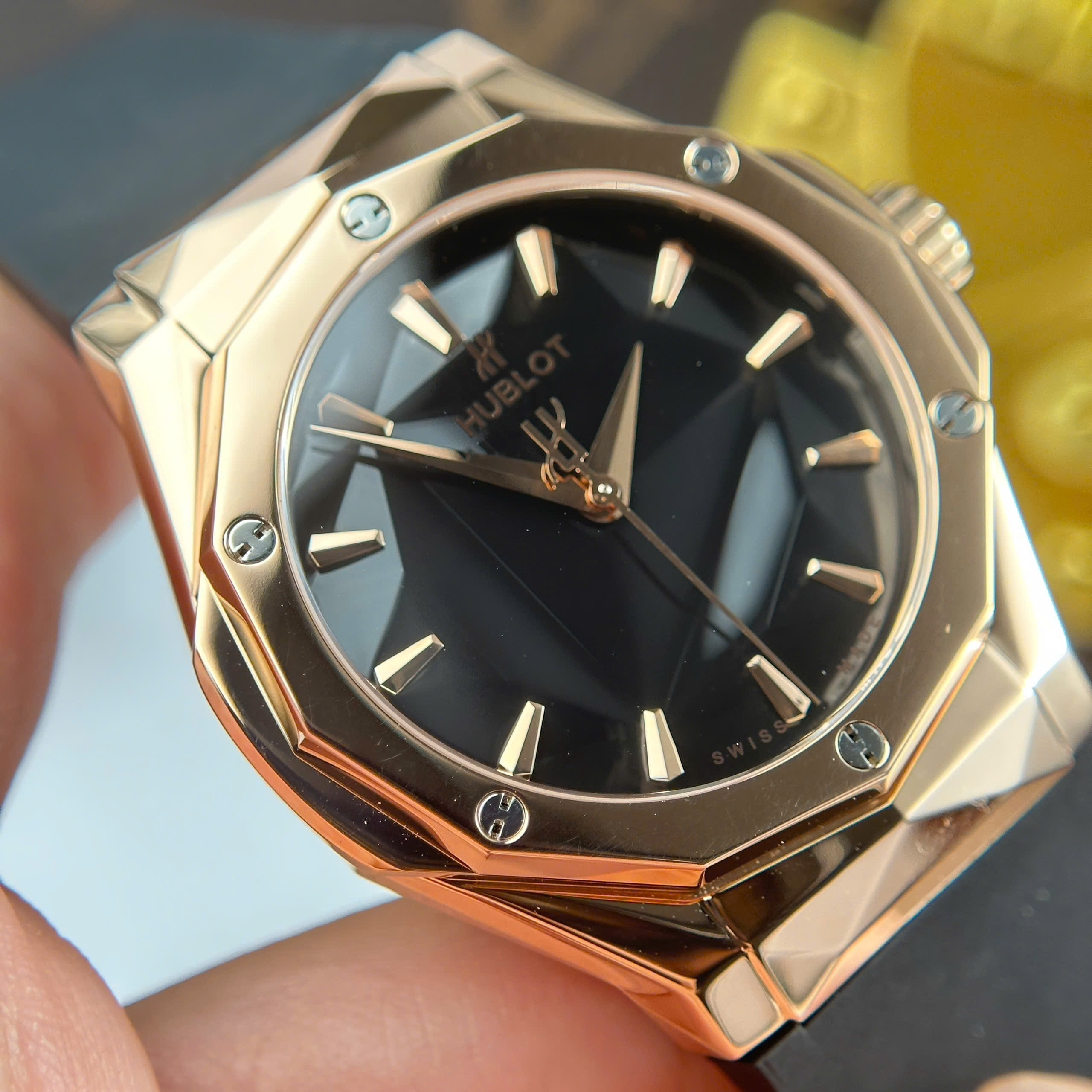 Đồng Hồ Hublot Classic Fusion Orlinski King Gold Replica Cao Cấp Nhà Máy HB 40mm (3)