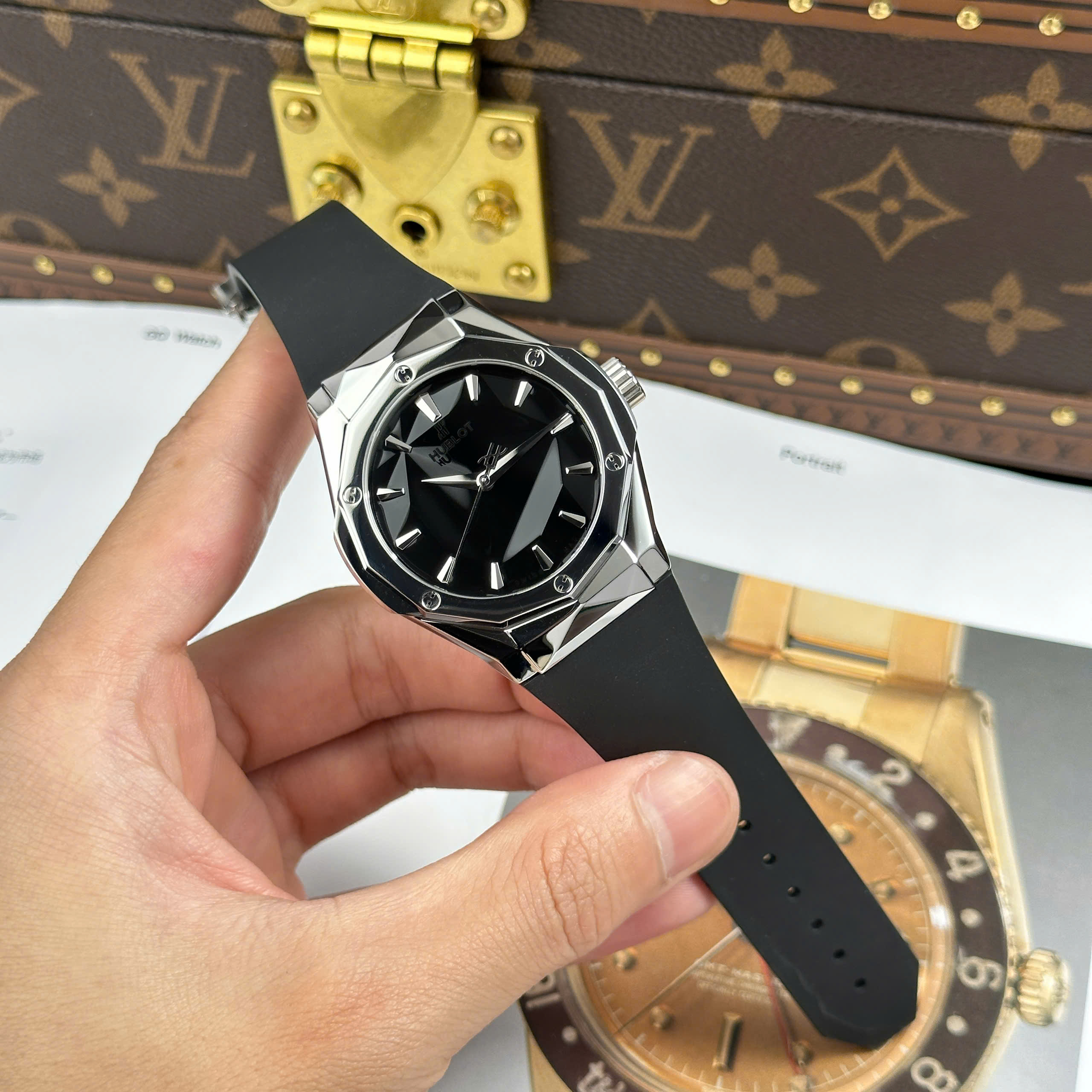 Đồng Hồ Hublot Classic Fusion Orlinski Titanium Replica Cao Cấp Nhà Máy HB 40mm (7) Đồng Hồ Hublot Classic Fusion Orlinski Titanium Replica Cao Cấp Nhà Máy HB 40mm (9)