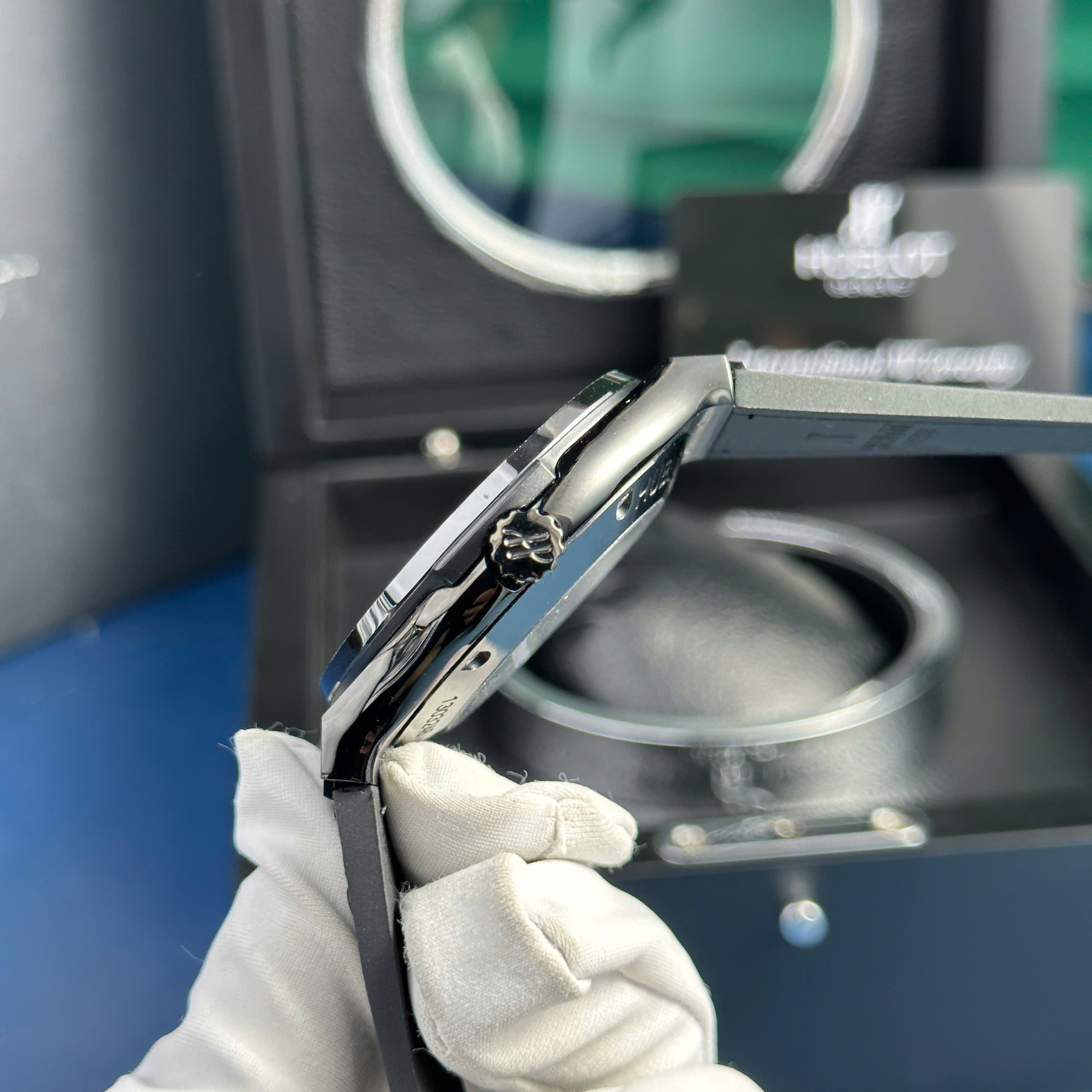 Đồng Hồ Hublot Classic Fusion Skeleton Tourbillon Black Ceramic Chế Tác 45mm (6)