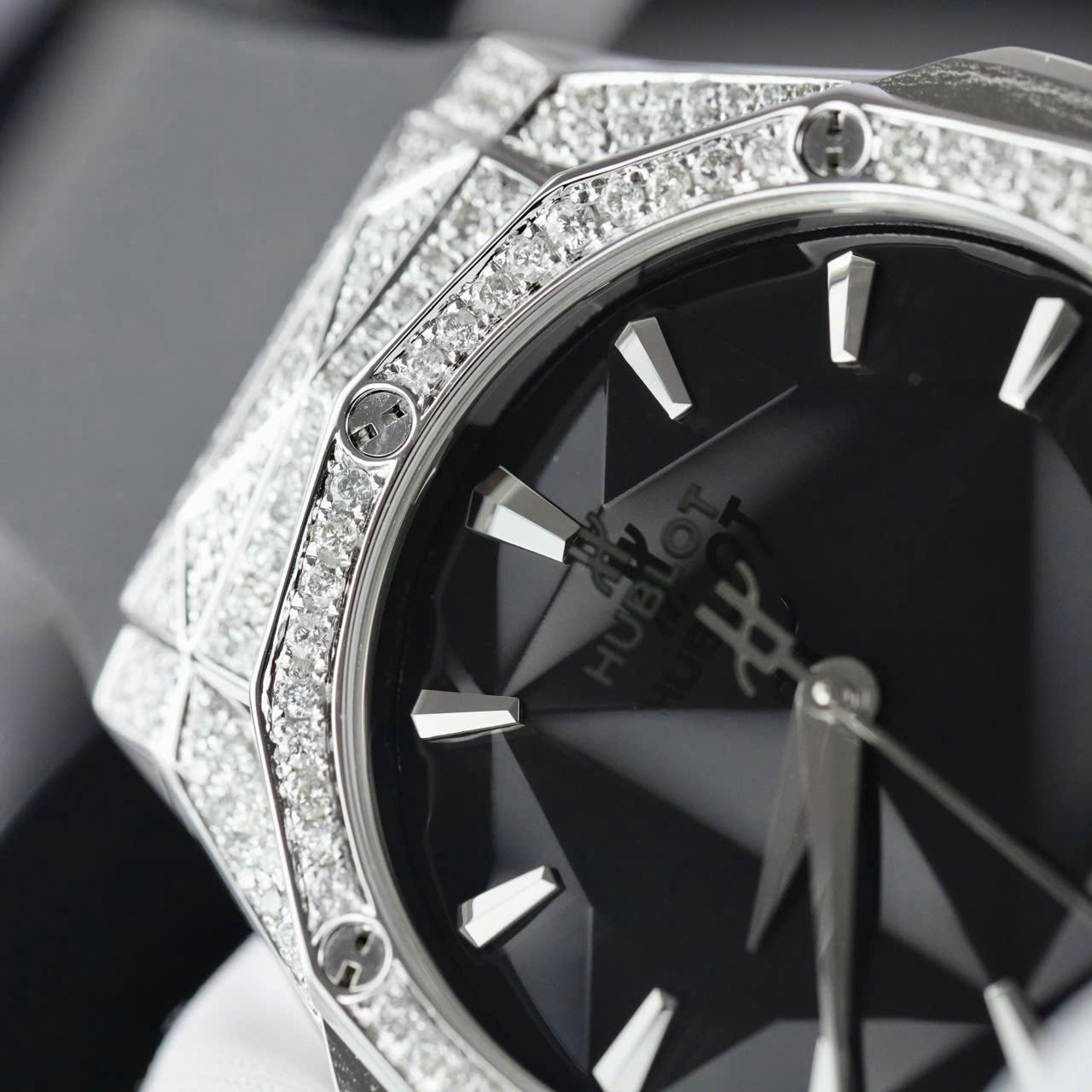 Đồng Hồ Hublot Orlinski Titanium Đính Full Kim Cương Moissanite Hong Kong Chế Tác 40mm (6)