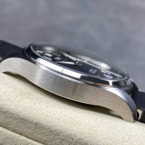 Đồng Hồ IWC Schaffhausen Pilot's Mark XX Rep 11 Mặt Số Đen Nhà Máy ZM 40mm (2)