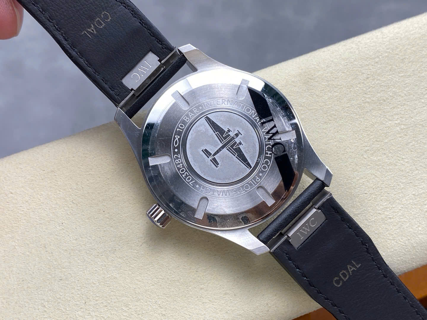 Đồng Hồ IWC Schaffhausen Pilot's Mark XX Rep 11 Mặt Số Trắng Nhà Máy ZM 40mm (16)