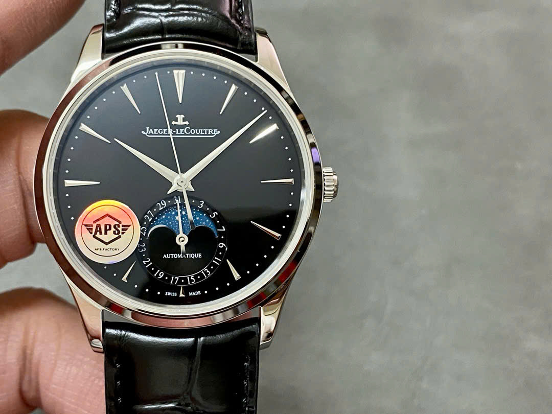Đồng Hồ Jaeger LeCoultre Chế Tác Master Ultra Thin Moon Mặt Số Đen Nhà Máy APS 39mm (6) Đồng Hồ Jaeger LeCoultre Chế Tác Master Ultra Thin Moon Mặt Số Đen Nhà Máy APS 39mm (2)